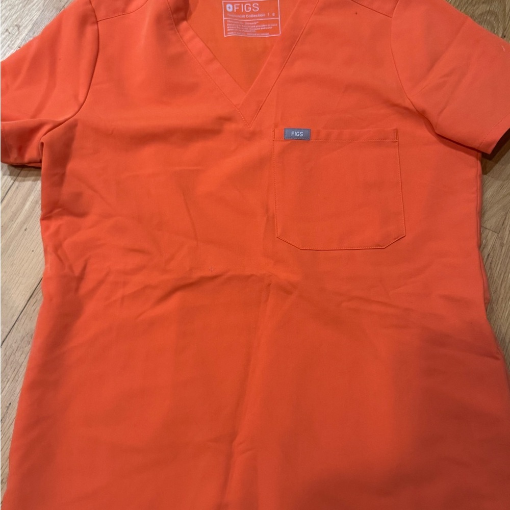 Figs Vibrant Orange Technical Scrub Top- small